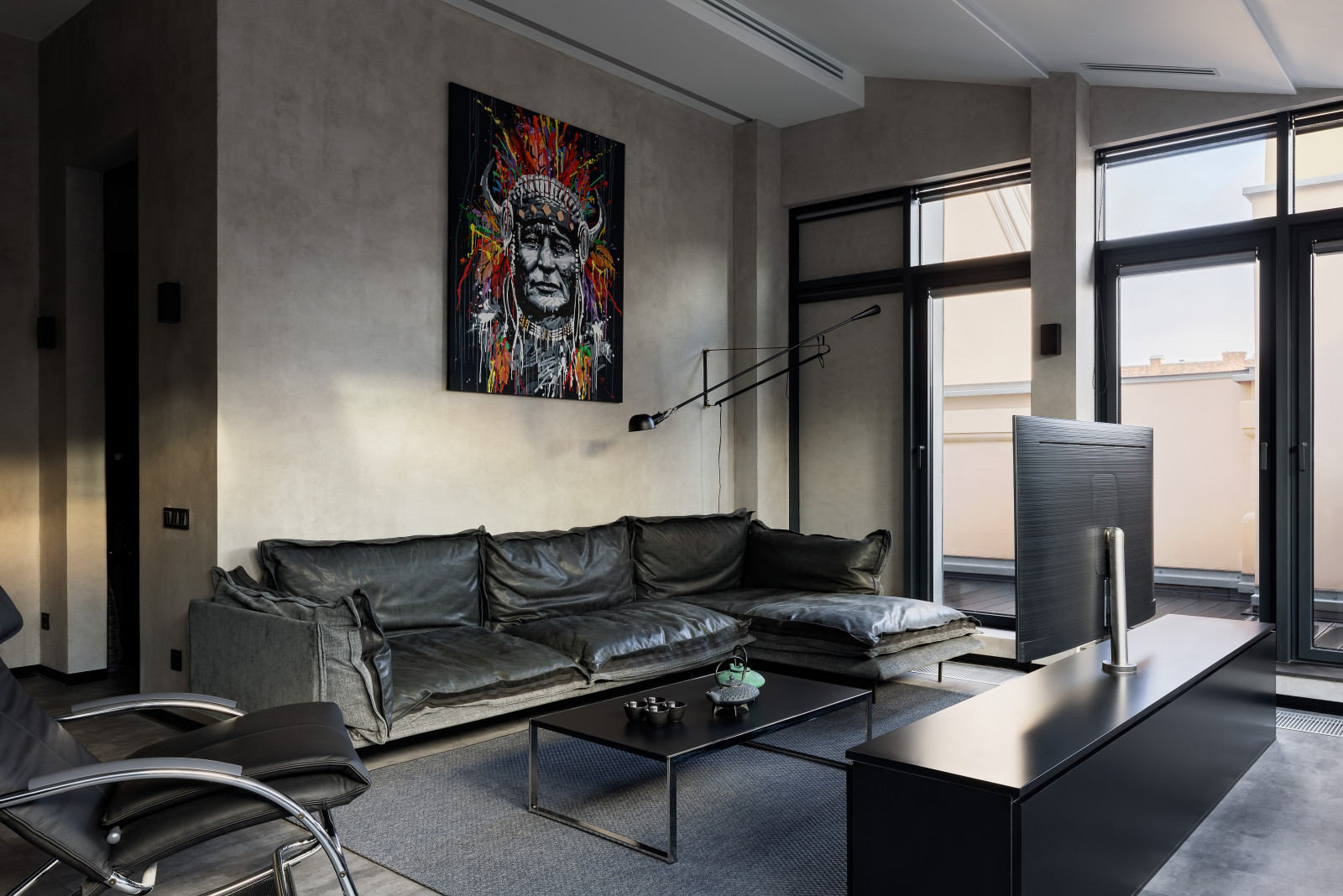 Квартира с видом на крыши Петербурга