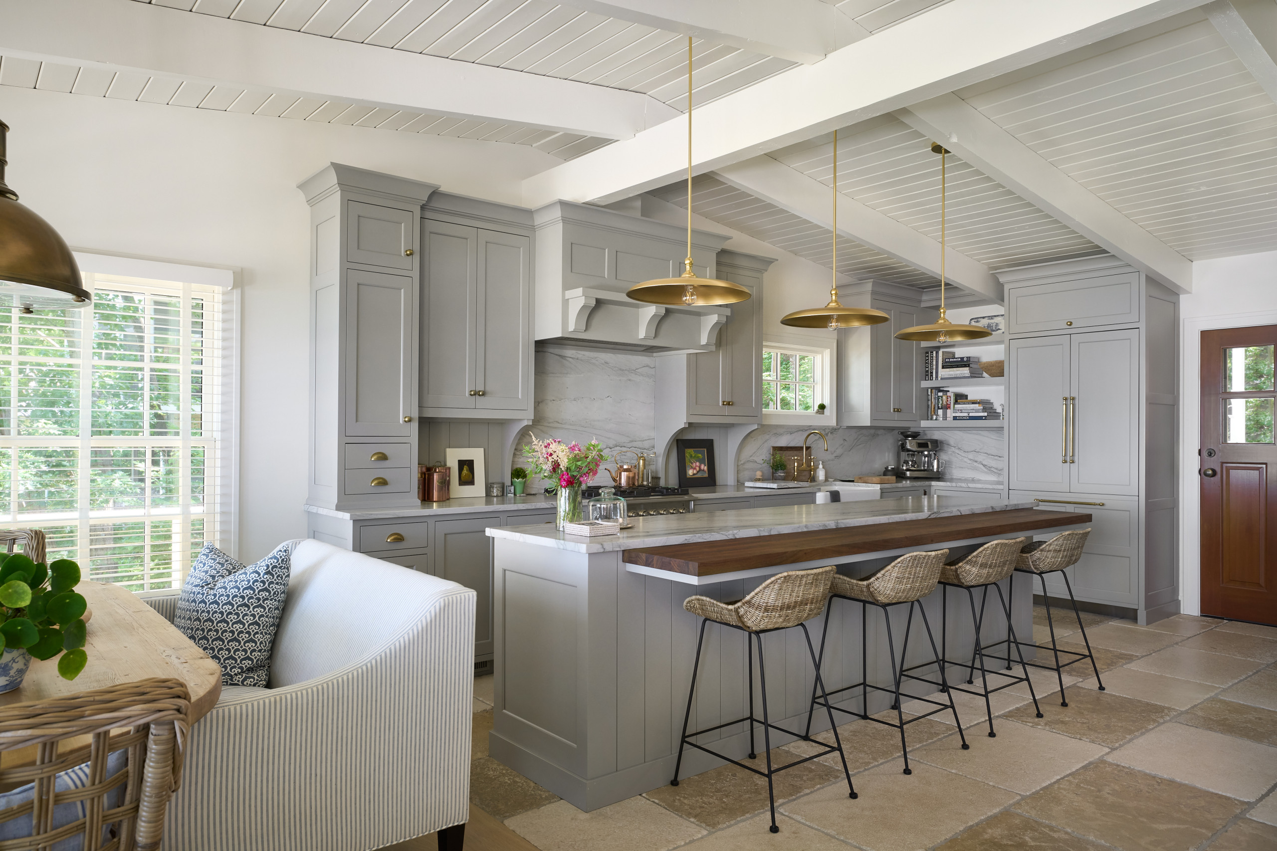 Quaint Lake House Cottage - Lake Michigan