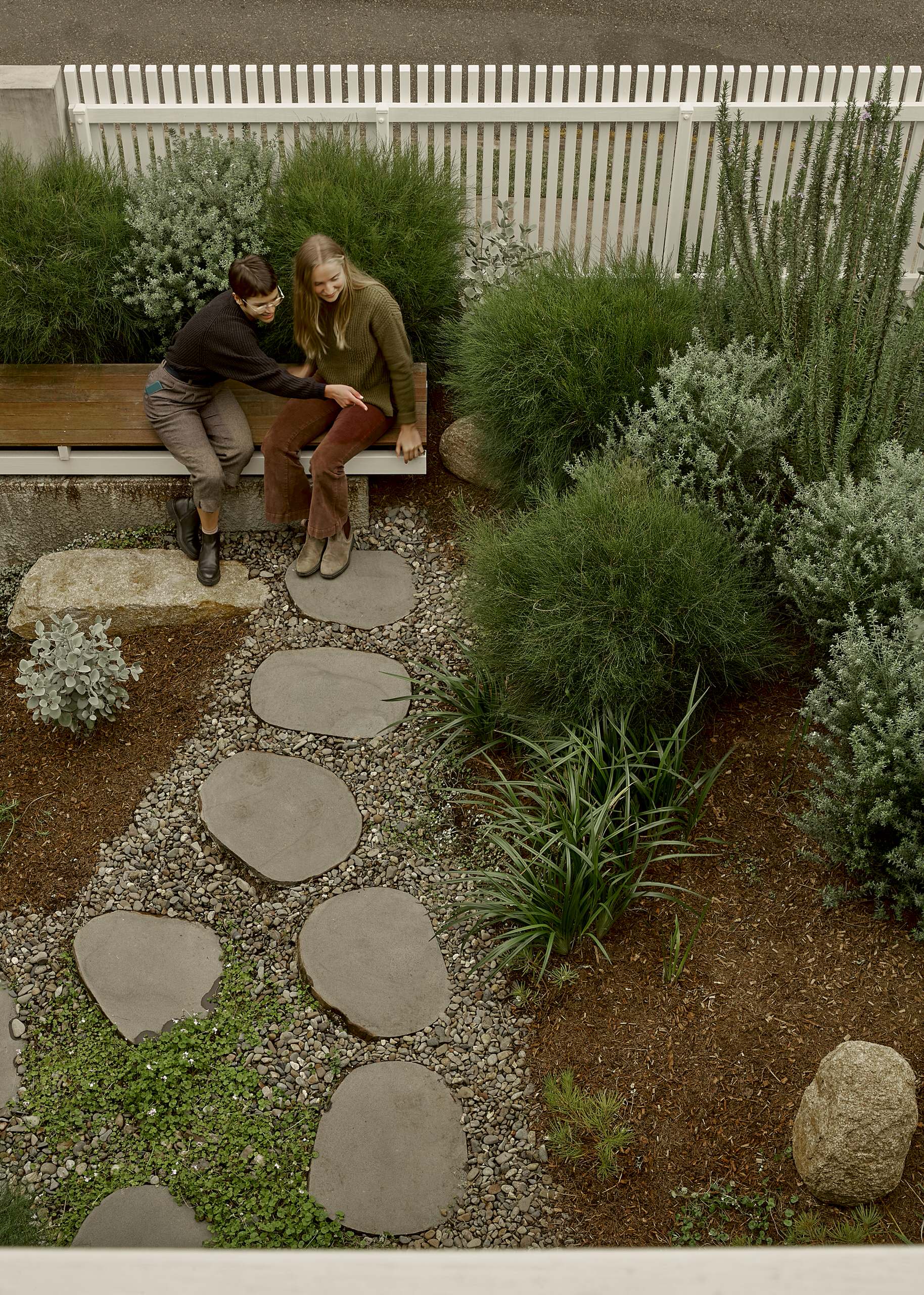 AUTUMN Mayflower 丈夫な踏み石型 - コンクリートセメント型