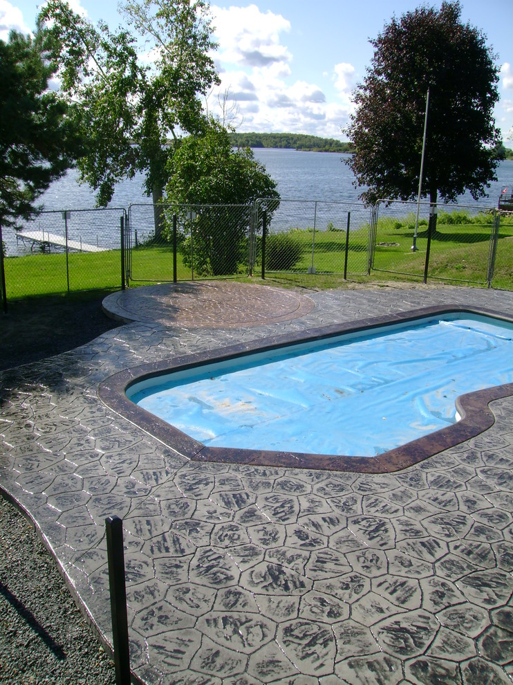 Minimalist pool photo in Ottawa