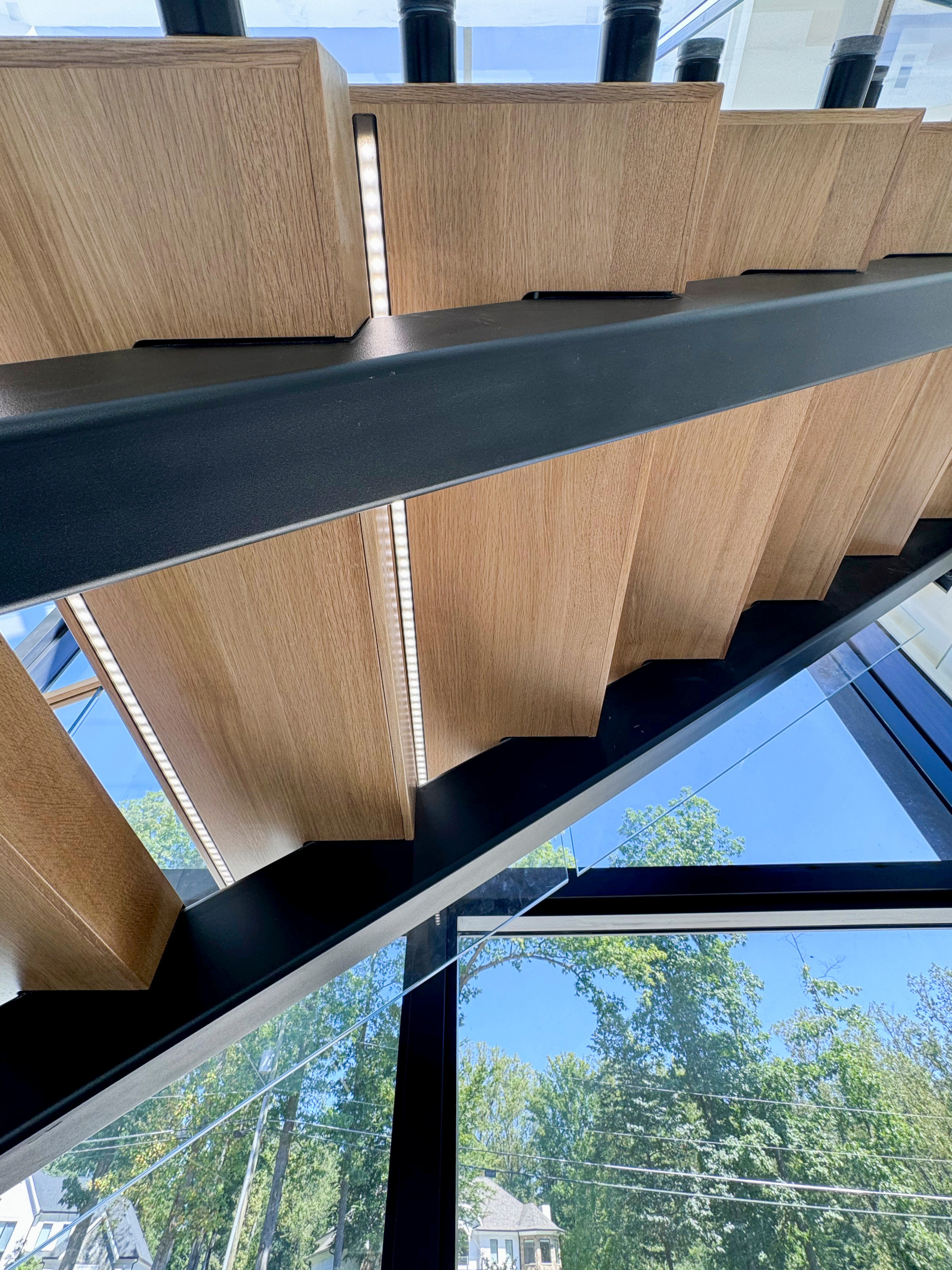 126_Visually Open and Light Contemporary Staircase, Mclean, VA 22102