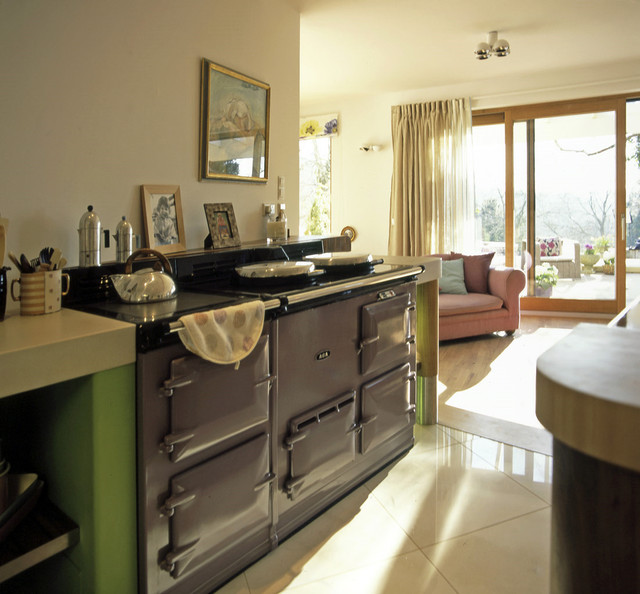 New Triangular kitchen landstil-koekken