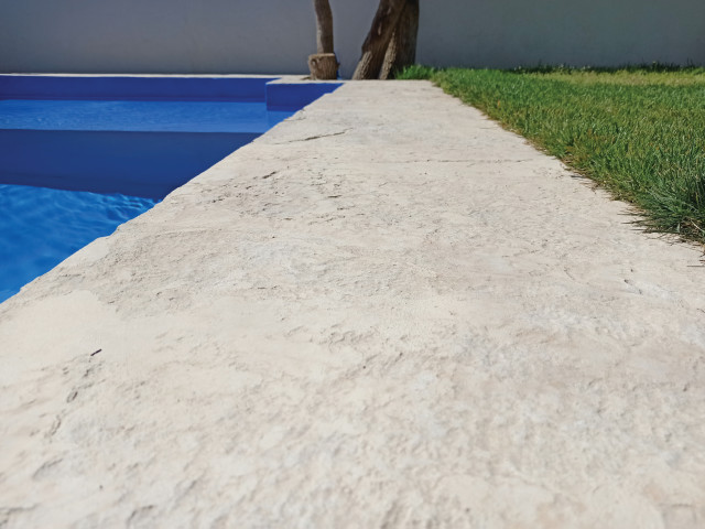B&Eacute;TON IMPRIM&Eacute; moderno-piscina