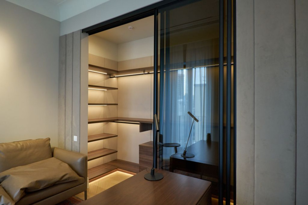 Домашний кабинет с отдельной для хранения