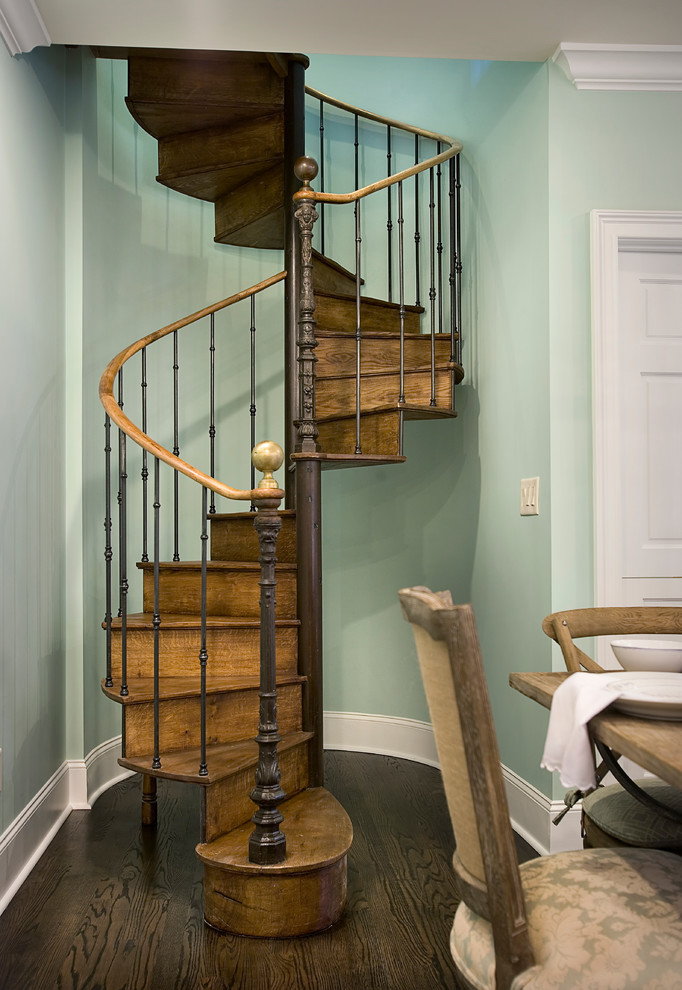 Inspiration for a traditional spiral staircase in Other.