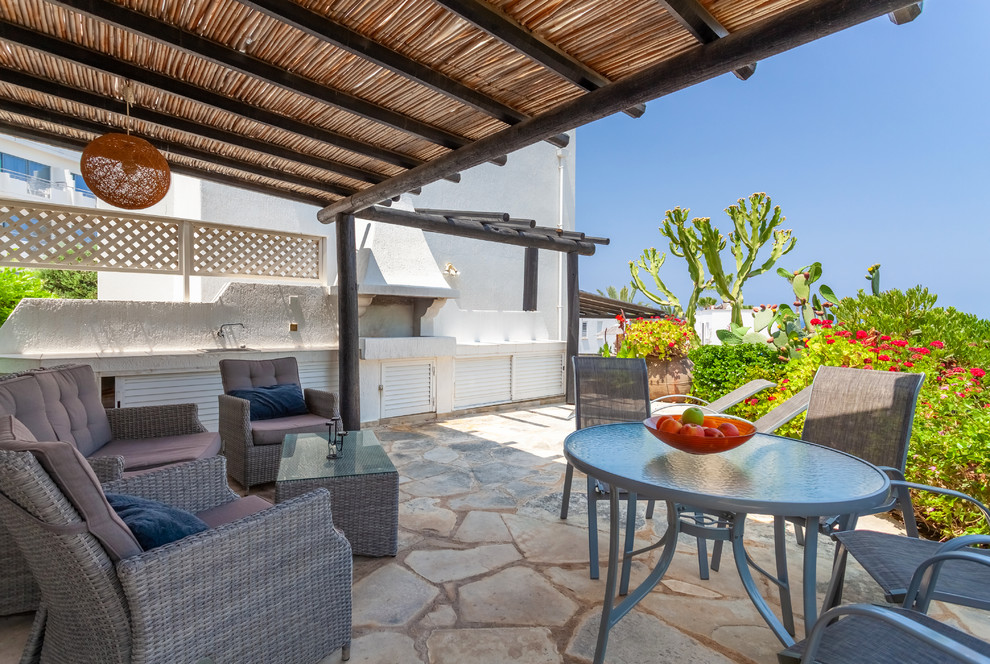 Cozy villa margo by the sea