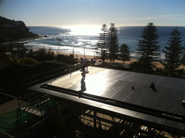 Whale Beach roof modern-deck