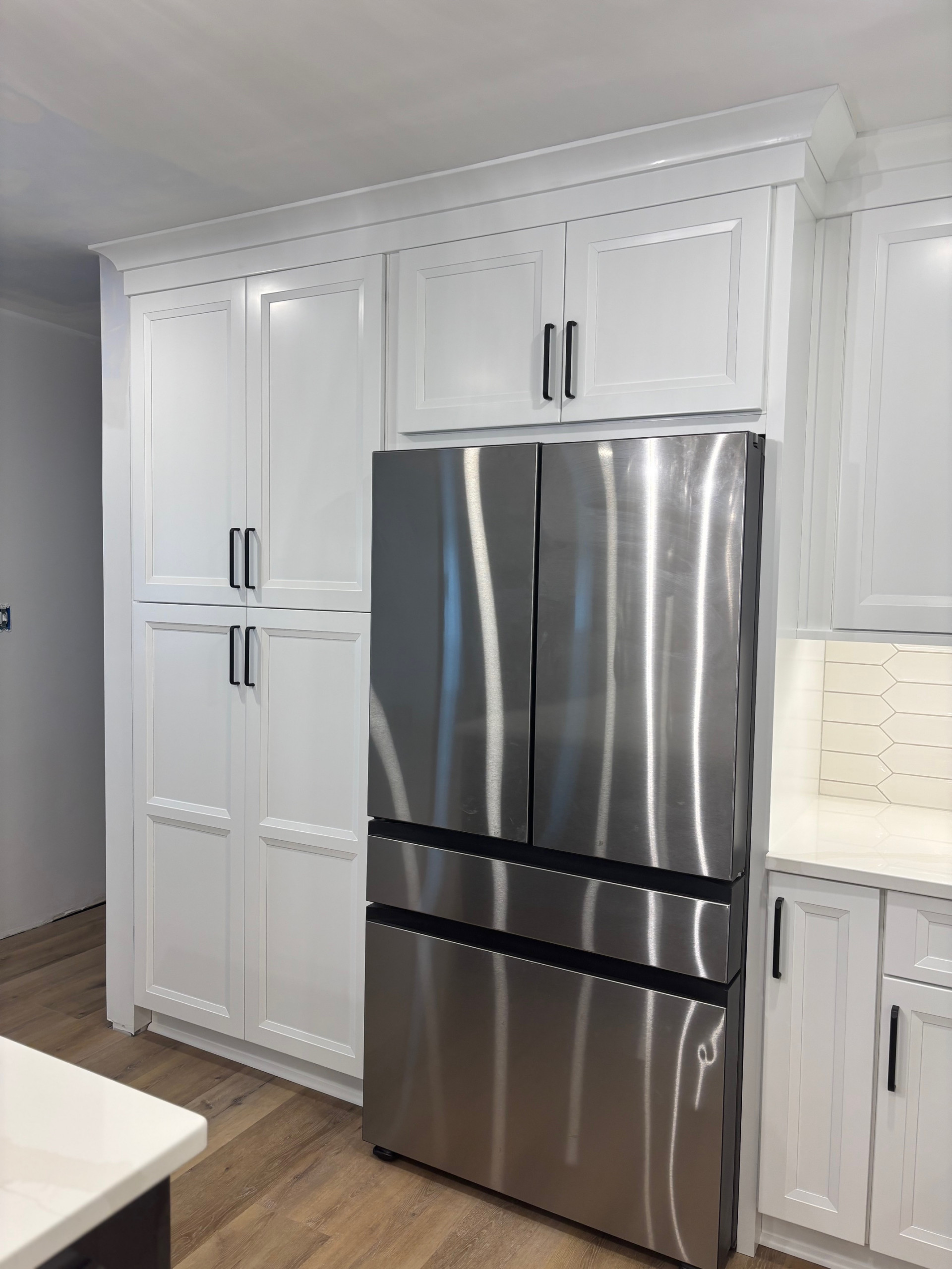 Kitchen with an Unexpected Pop!