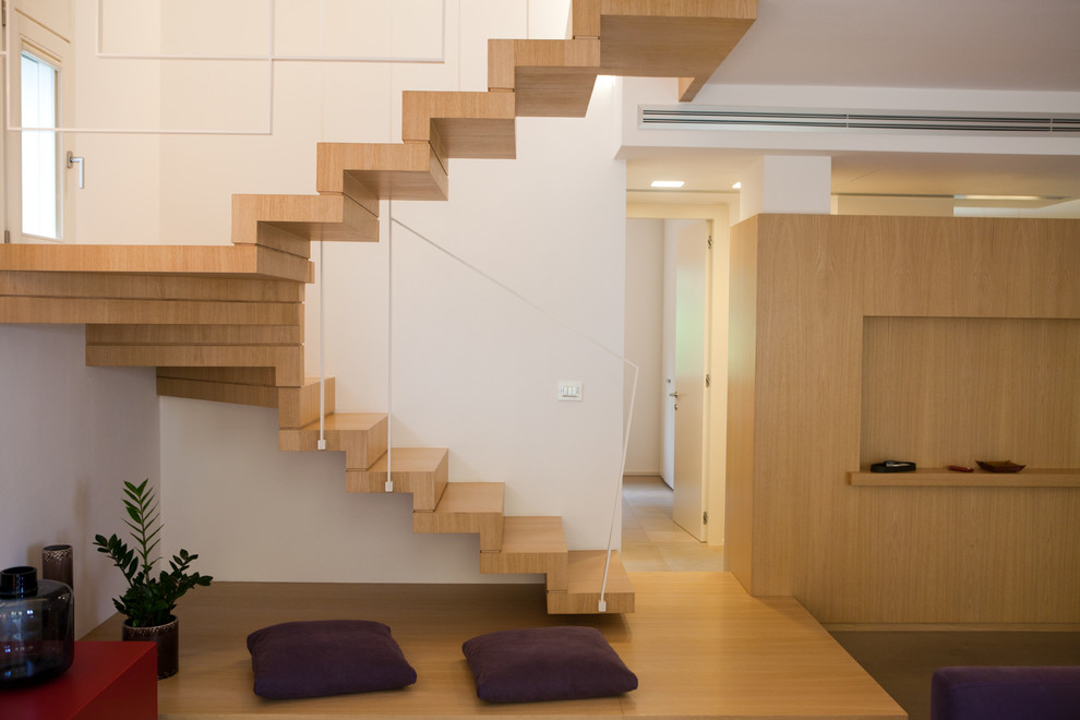 This is an example of a modern staircase in Bologna.