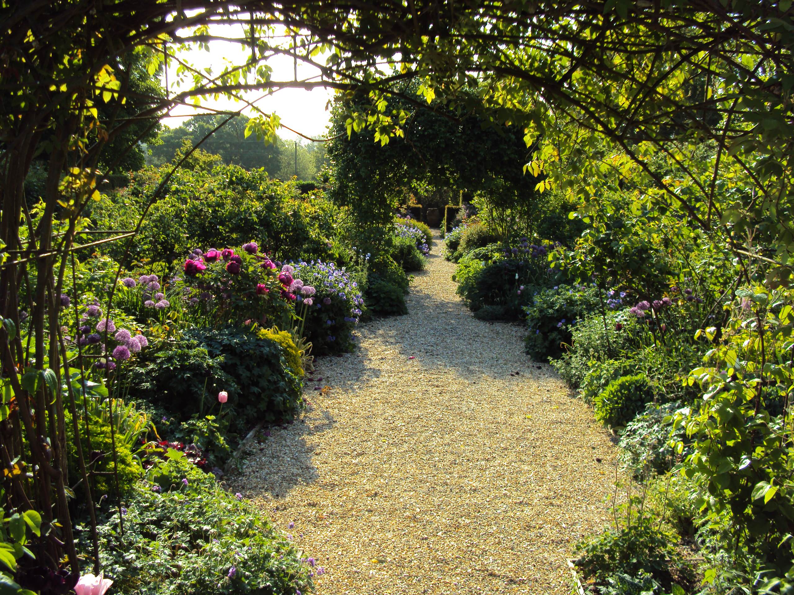 Large Country Garden