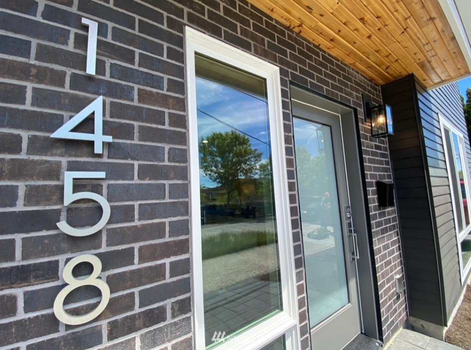 10 Micro Unit Apartment Building