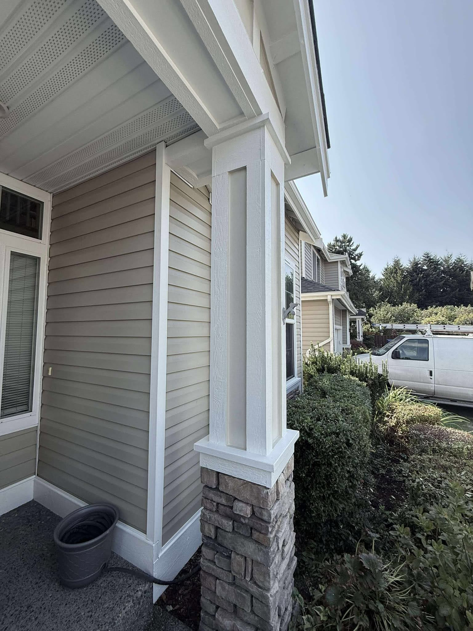 Exterior Wood Repairs & Repaint