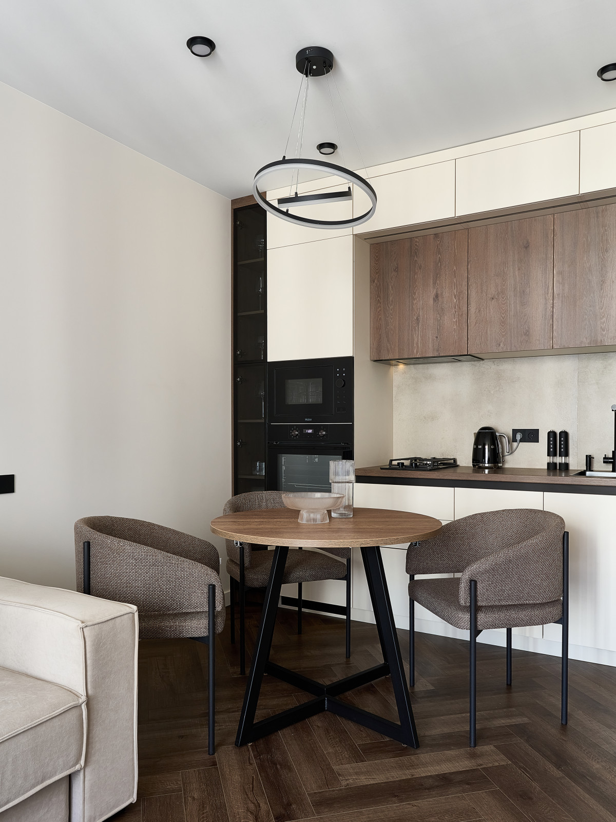 Квартира по дизайн-проекту студии 9.10 interior. Санкт-Петербург