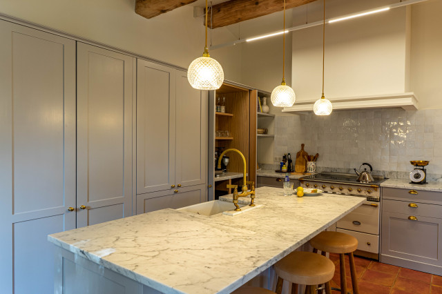 Vieille Maison &agrave; la Garde Freinet middelhavsstil-koekken