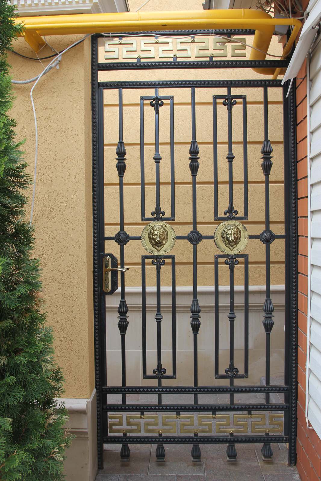 Дом в Ростошах