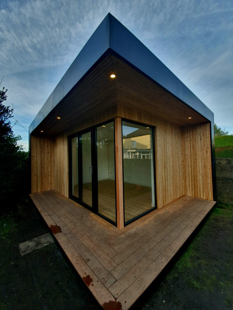 Garden studio scandinavian-home-office