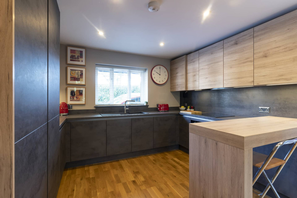 Curated visual reference: Modern Wood And Concrete Decor Ideas Reference: Modern Wood Concrete Kitchen Living Room In Reading