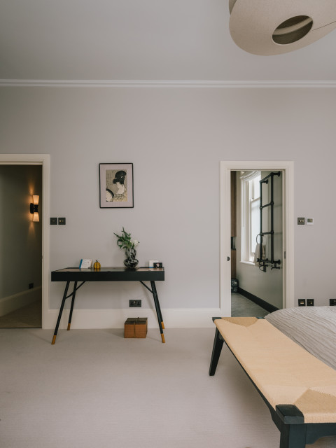 Ashley Gardens bedroom