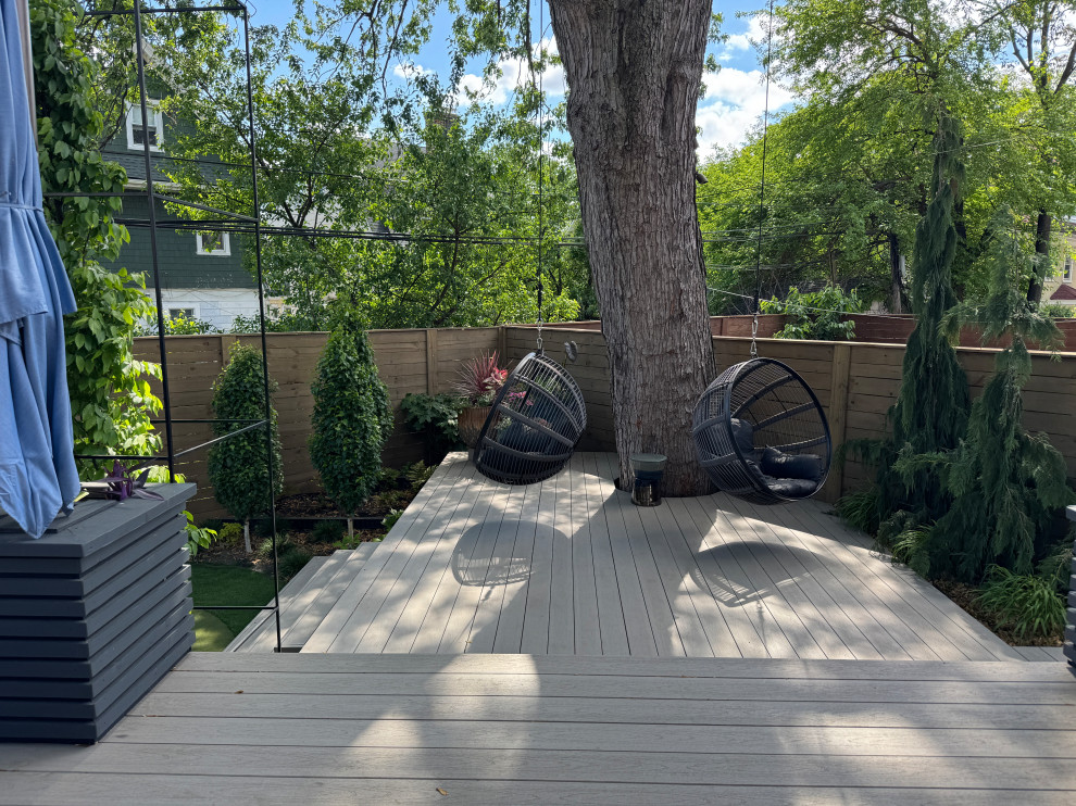Brooklyn Bayridge with putting green