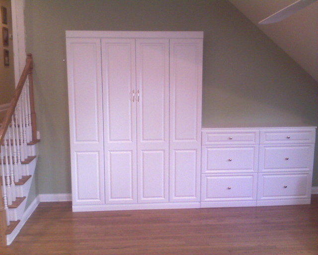 Guest Room for Nanny traditional-bedroom