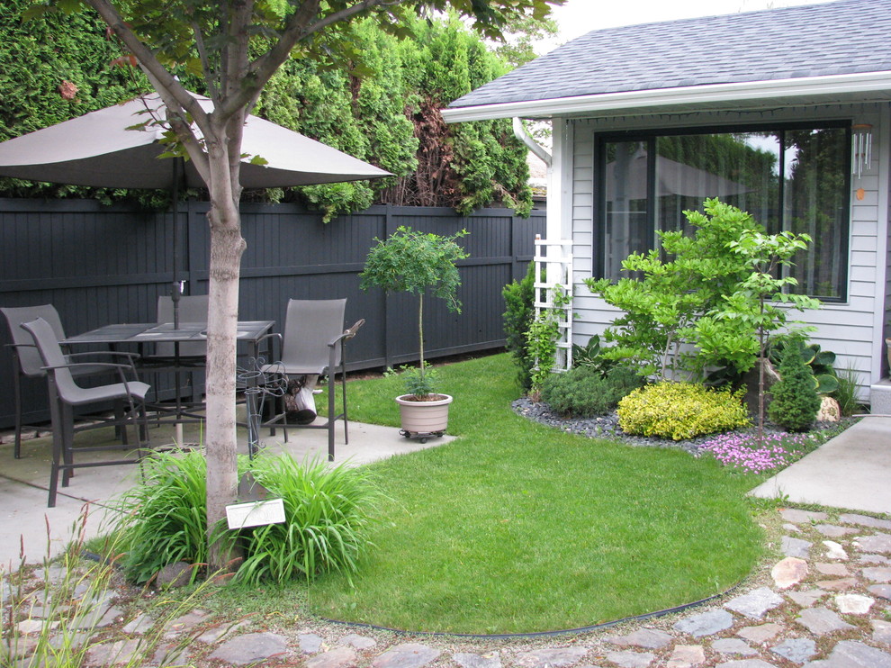 This is an example of a traditional garden in Other.