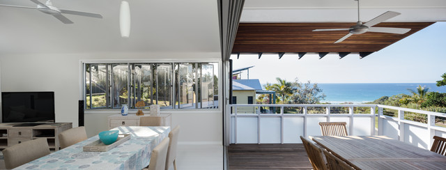 Stradbroke Houses contemporary-deck