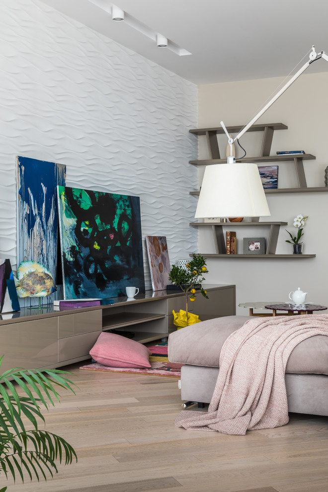 Интерьер частного дома с яркими акцентами