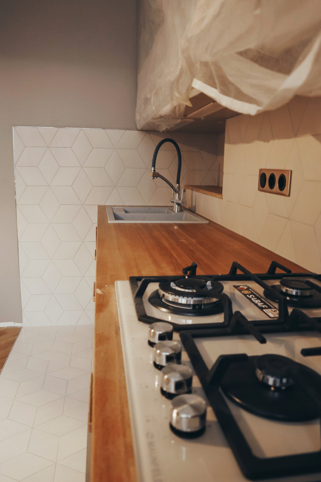 Метро Университет