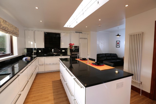 Bauformat Kitchen modern-kueche