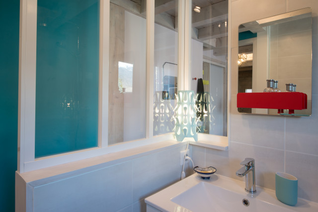 R&eacute;novation Chalet 100 m2 &agrave; Passy (74) - De l'Ombre &agrave; la Lumi&egrave;re rustikal-badezimmer