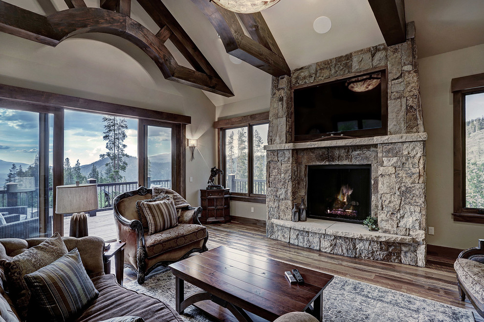Home design - rustic home design idea in Denver