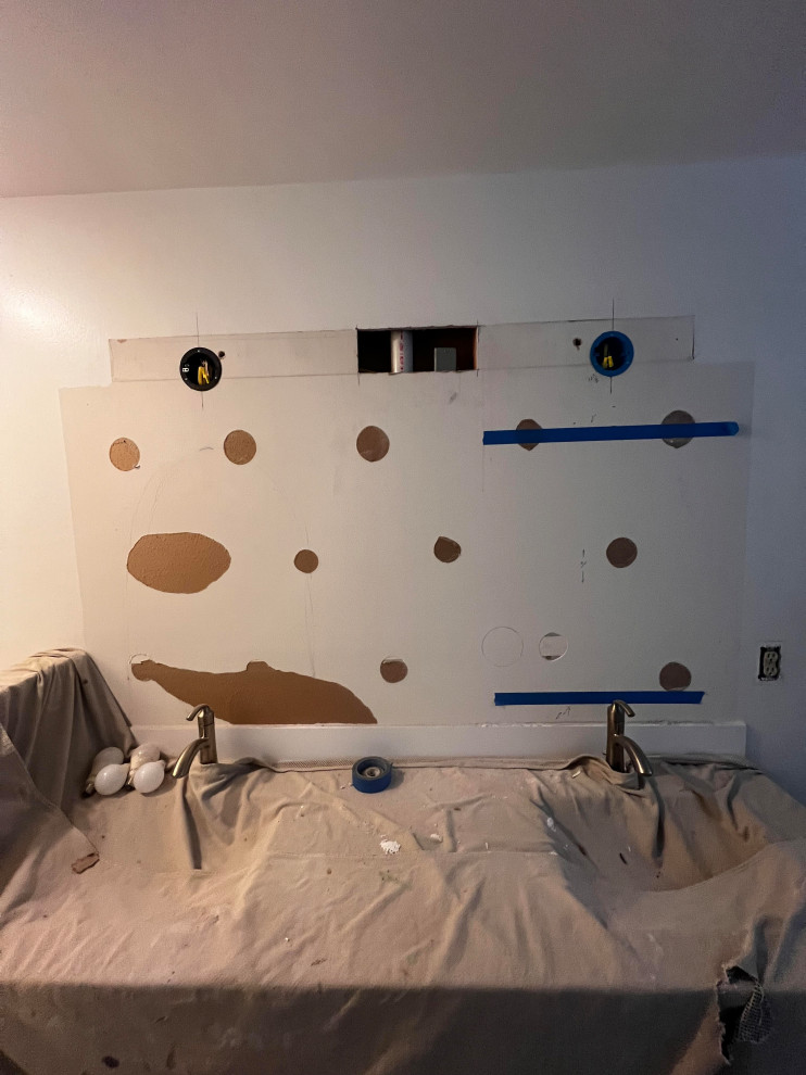 Ted & Becky Shake's Mirror's & Vanity Light