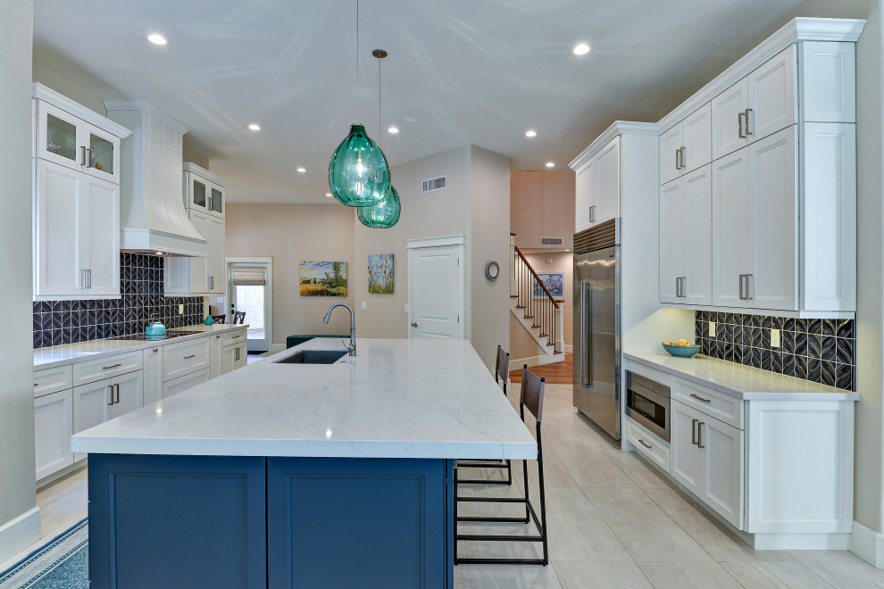 Example of a transitional kitchen design in Phoenix