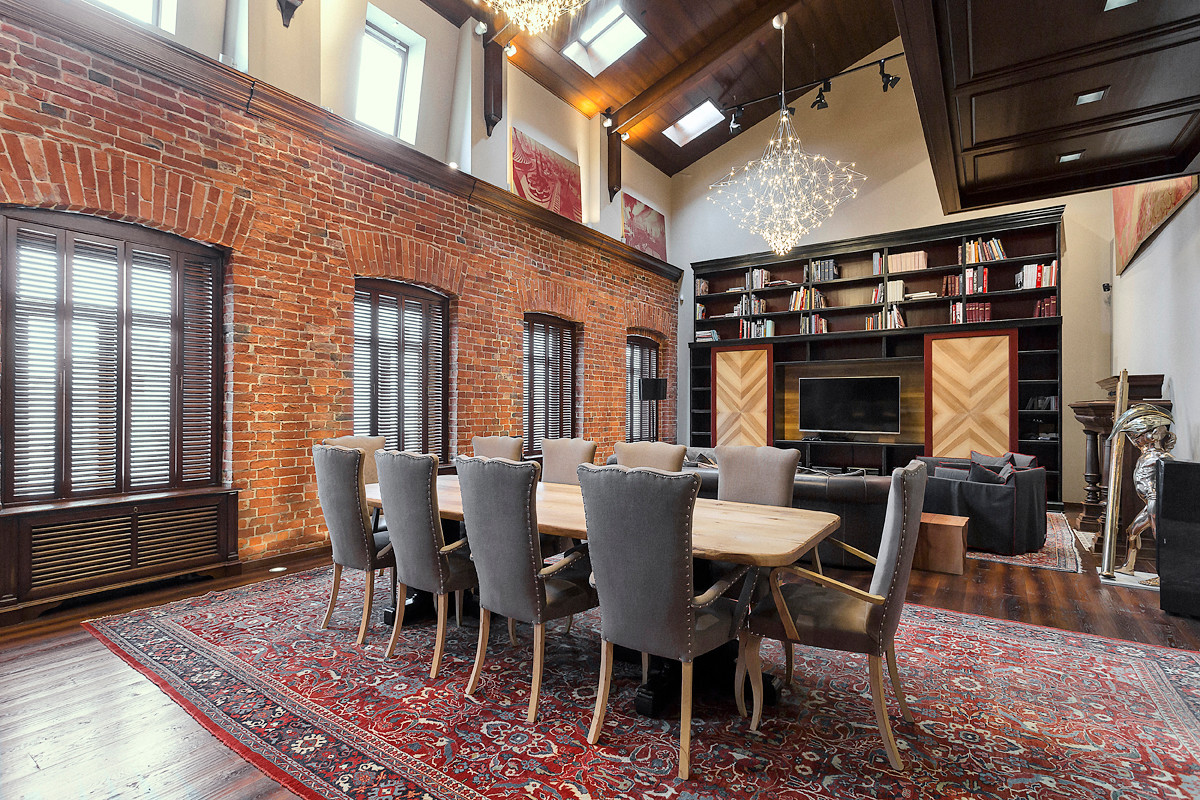 "Нехорошая квартира"