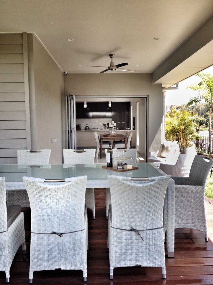 Design ideas for a beach style deck in Brisbane.