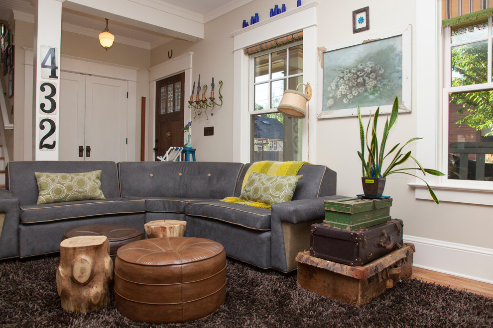 Photo of an eclectic living room in Portland.