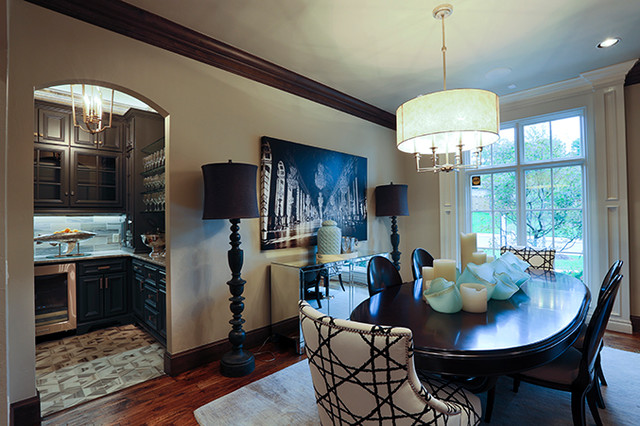 Fall Parade of Homes 2015 nyklassisk-spisestue