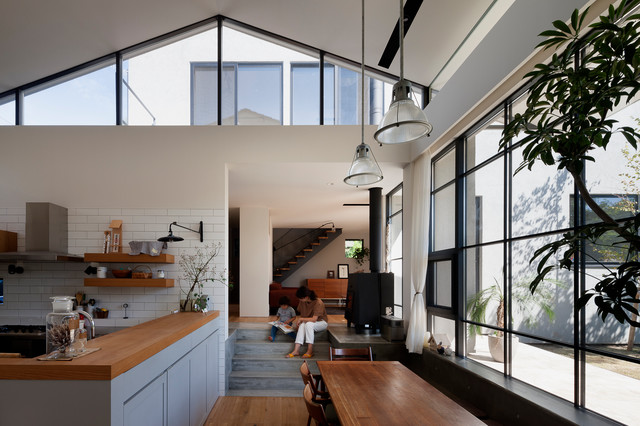 Houzz Tour: A Hilltop House in Japan Stays Close to Nature