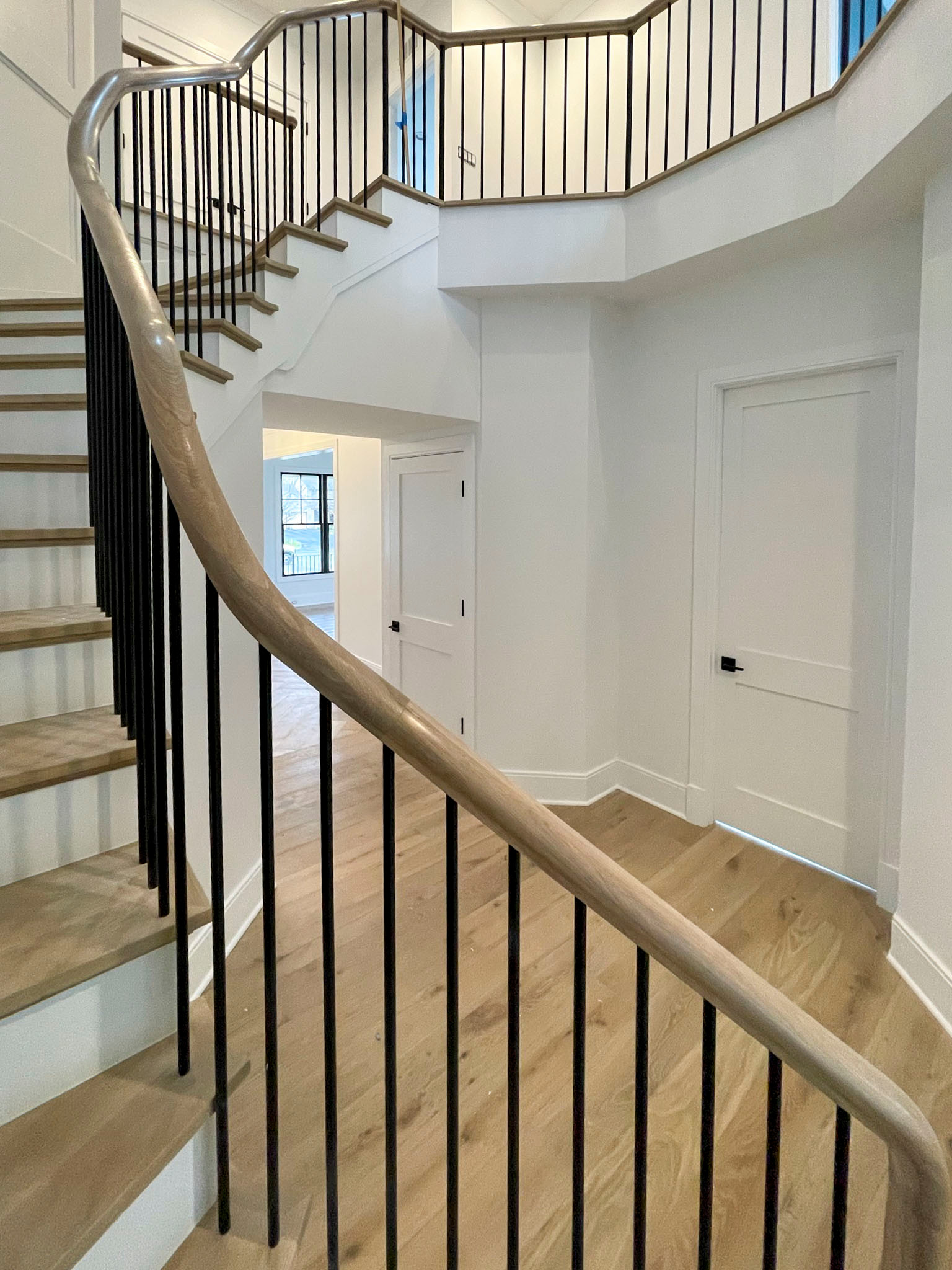 100_Hexagonal Floating-Staircase, Bethesda MD 20817