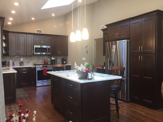 Example of a transitional home design design in New York