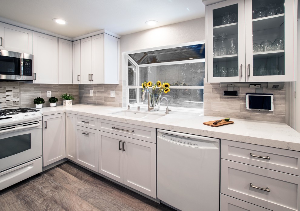 Inspiration for a transitional kitchen remodel in Orange County