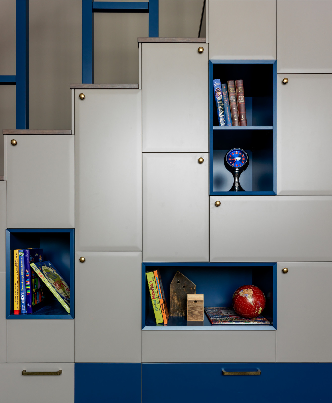 Дом для большой семьи, Графские пруды