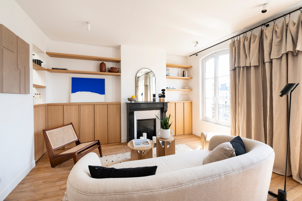 Modern living room in Paris.