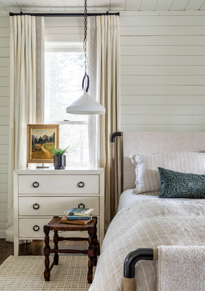 Inspiration for a country bedroom in Atlanta.
