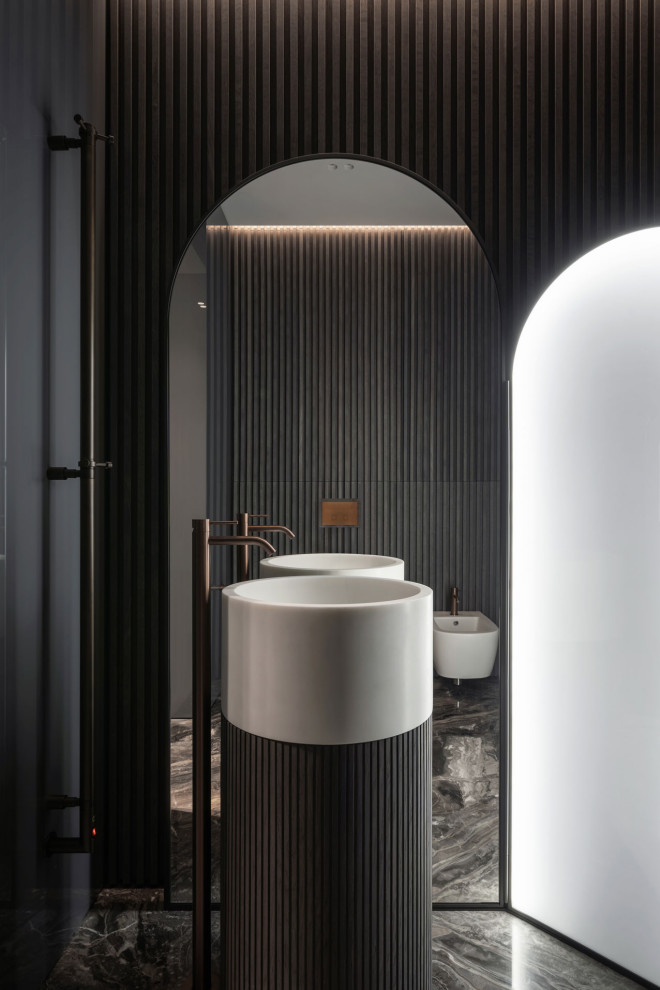 Triumph: eclectic style of stones & metals