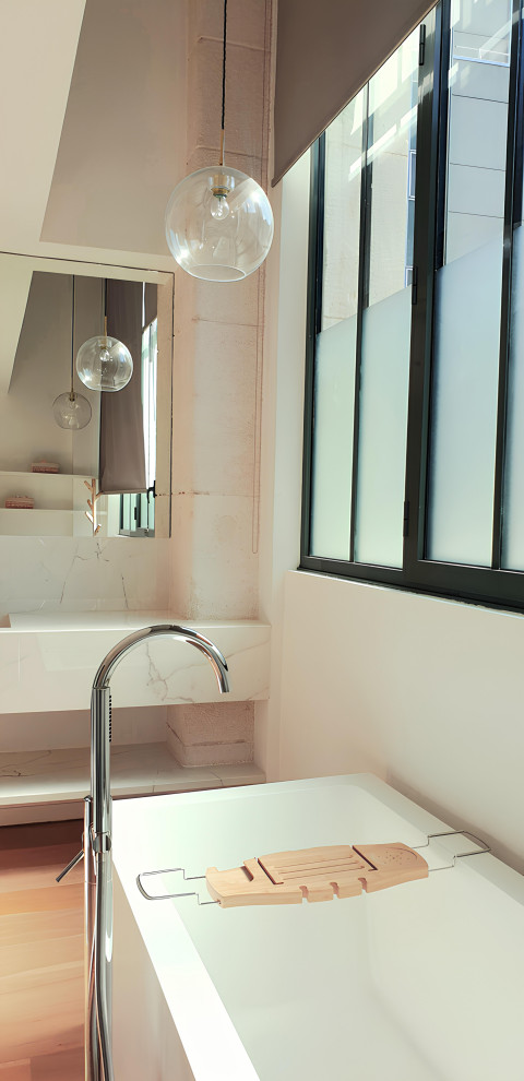 HAUTEVILLE, PARIS