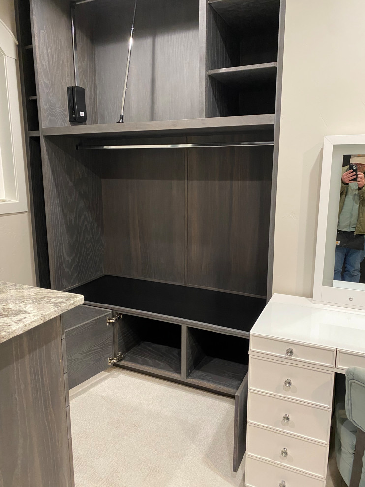 Kissing Camels Custom Closet Cabinets