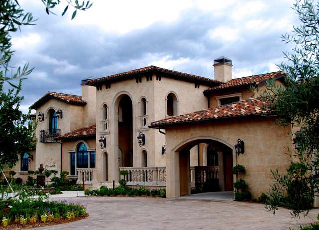 Custom Home in Los Angeles County mediterran-haeuser