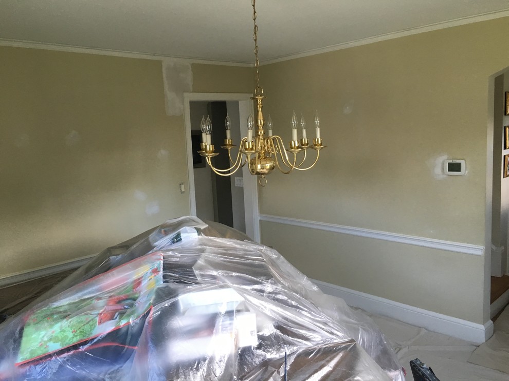Painting music room. light color on walls.