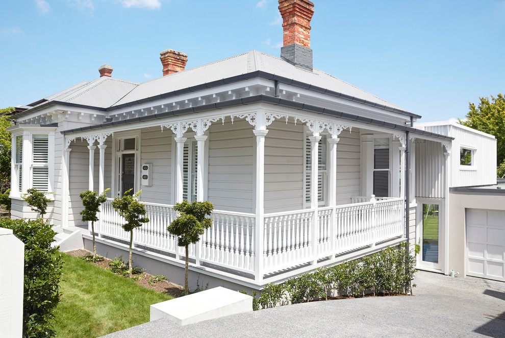 Photo of a traditional one-storey exterior in Auckland.